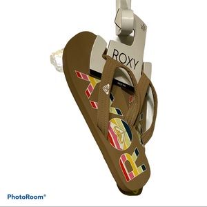 Roxy (Tan) Sandal Flip Flop